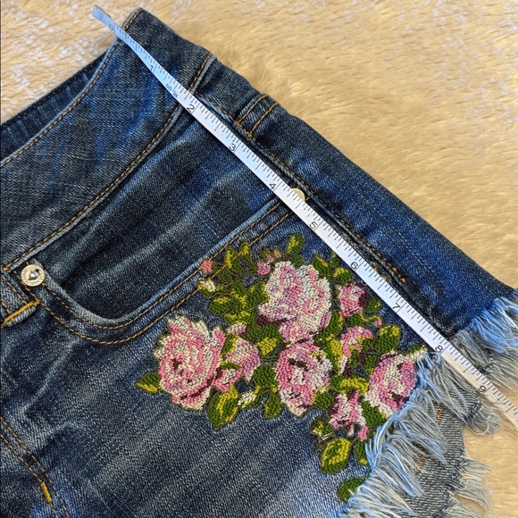 AMERICAN EAGLE Embroidered Floral Denim Jeans - Picture 9 of 9